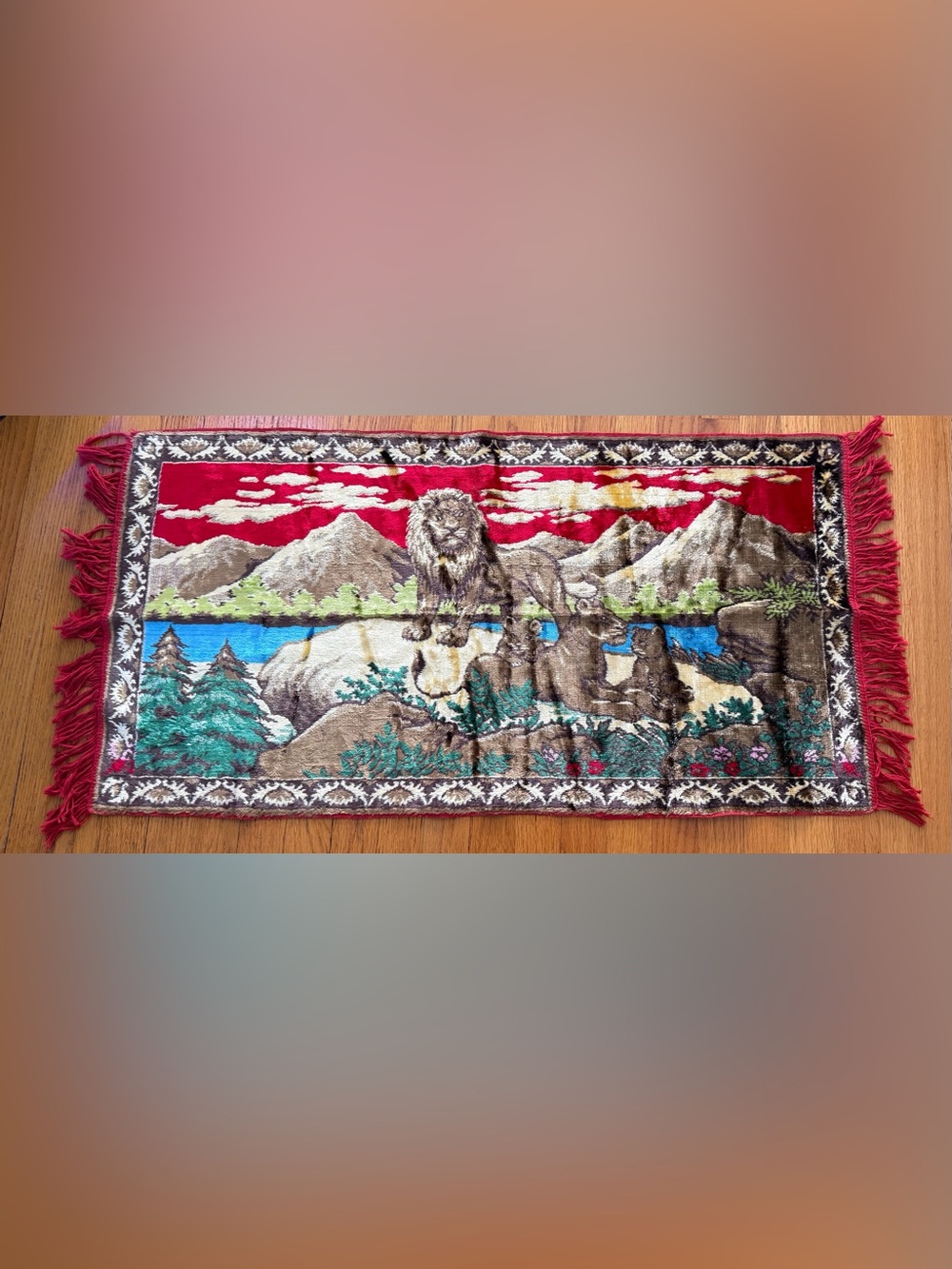 Lion wall rug/tapestry Vintage